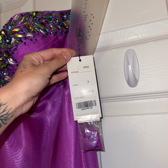 Purple Strapless Beaded Floor Length Dress - Picture 4 of 8